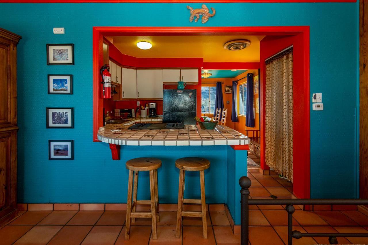 Chuck'S Cabin In A Joshua Tree Community Twentynine Palms Bagian luar foto