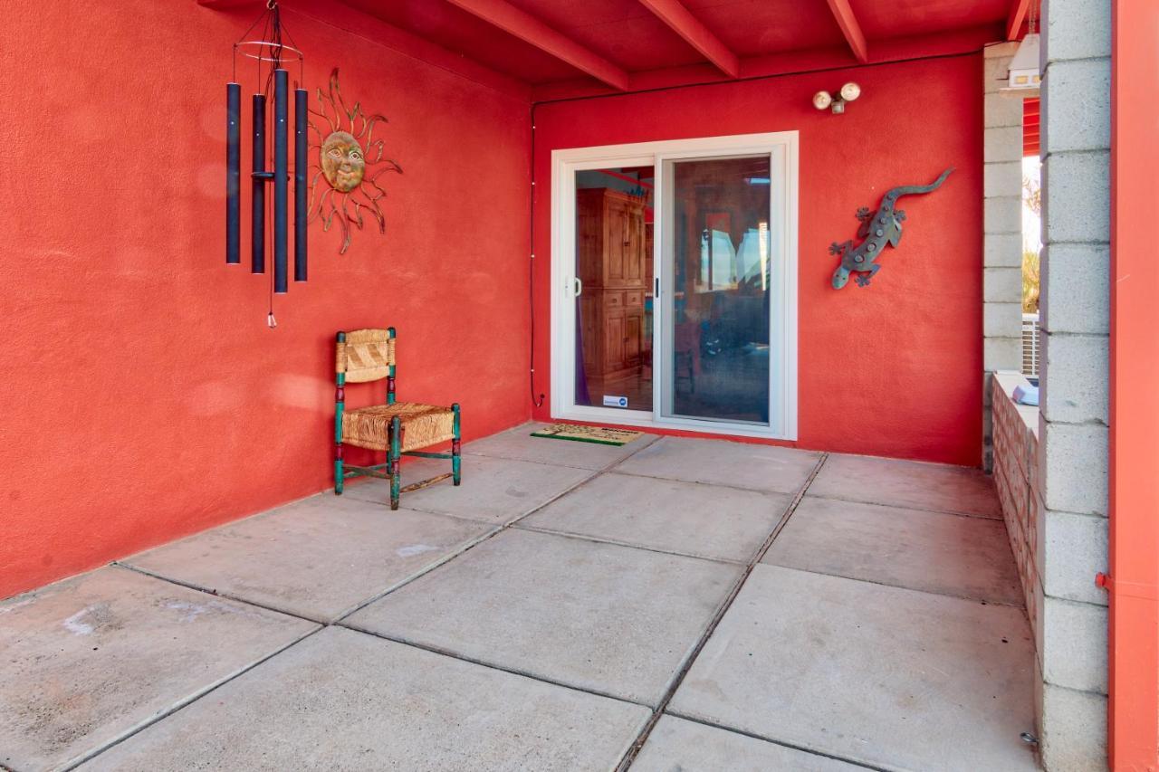 Chuck'S Cabin In A Joshua Tree Community Twentynine Palms Bagian luar foto