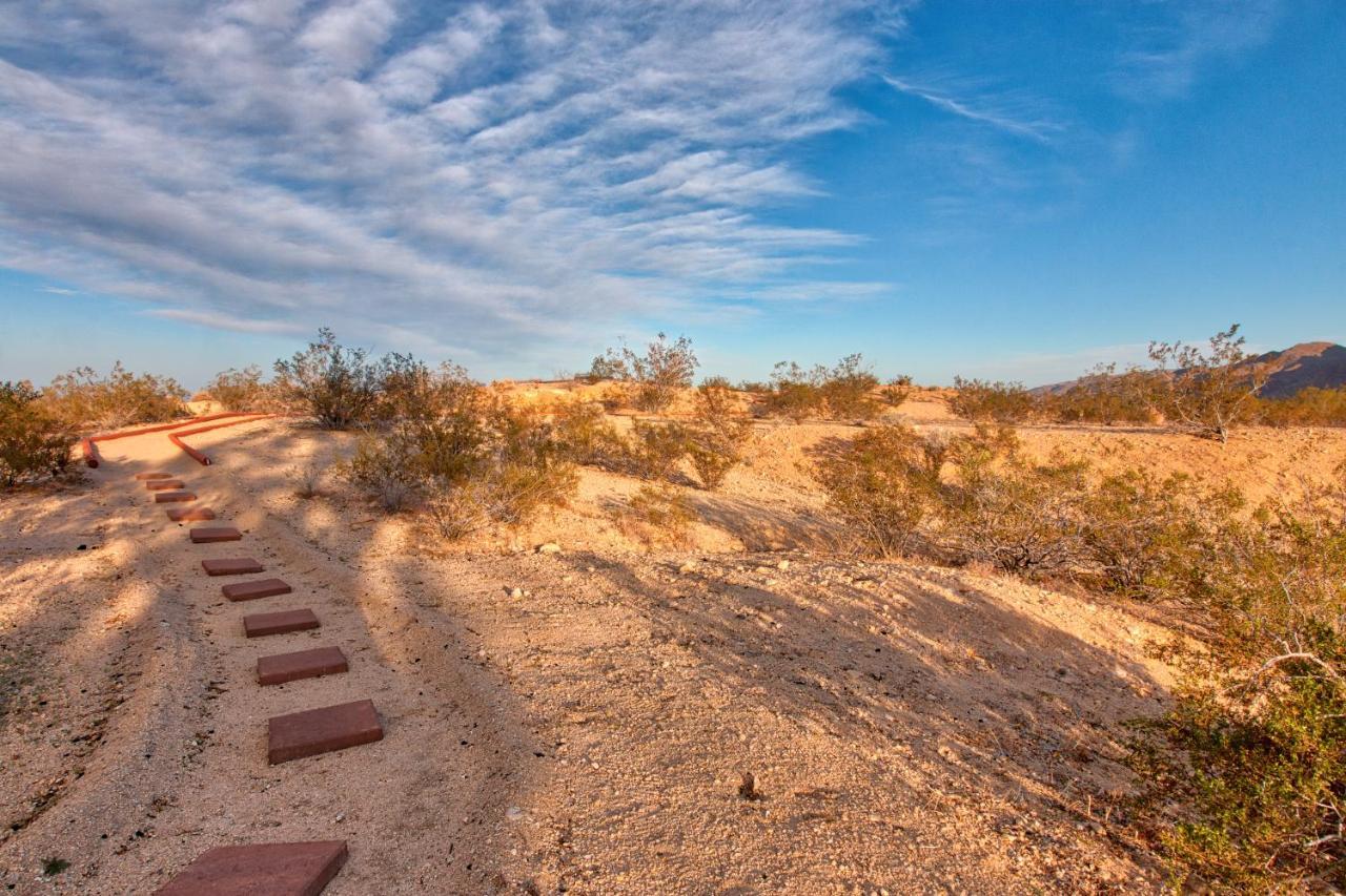 Chuck'S Cabin In A Joshua Tree Community Twentynine Palms Bagian luar foto